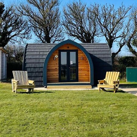 Camping Pods Trevella Holiday Park Кранток Экстерьер фото